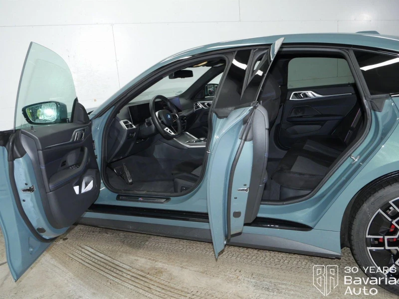 BMW i4 40 xDrive M Sport Paket, снимка 5 - Автомобили и джипове - 52835382