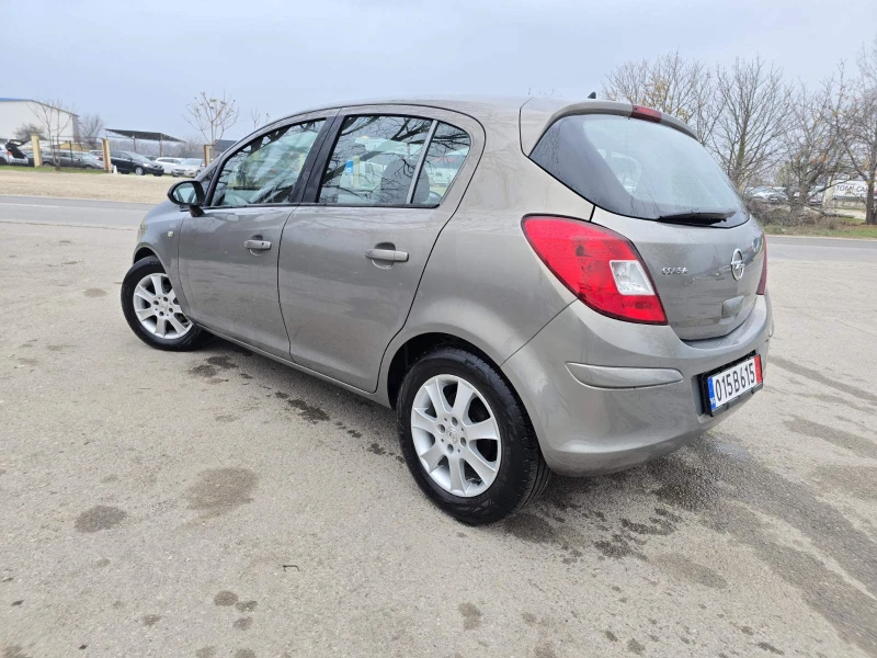 Opel Corsa КОЛЕДНА ПРОМО ЦЕНА/1.2i, снимка 4 - Автомобили и джипове - 52857738