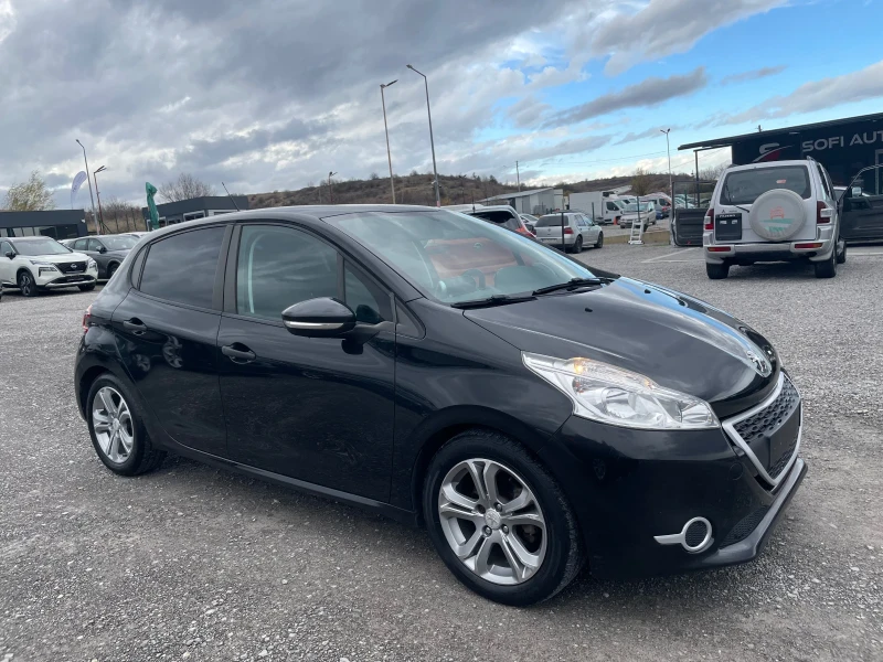 Peugeot 208 1.4HDI NAVI, снимка 3 - Автомобили и джипове - 52882220