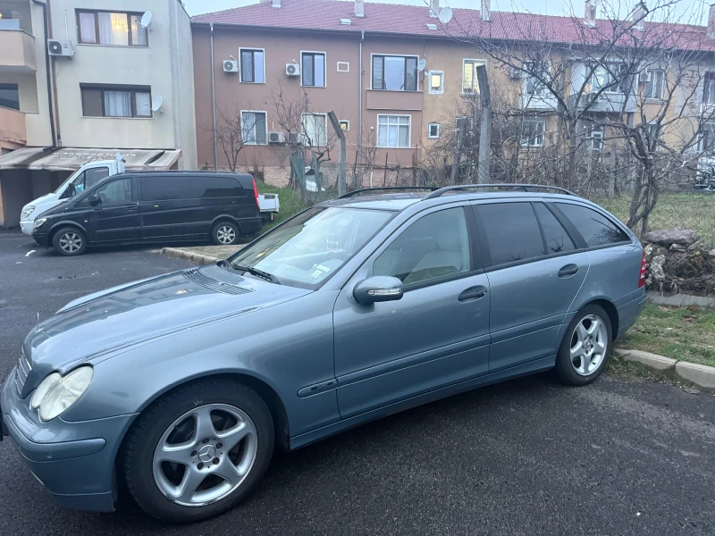 Mercedes-Benz C 200, снимка 3 - Автомобили и джипове - 53233431