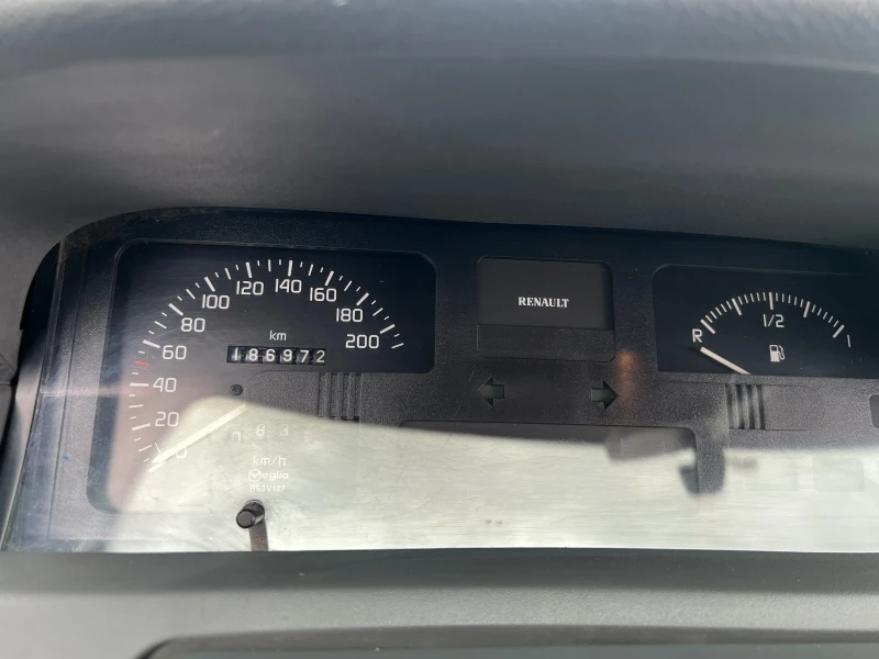 Renault Clio, снимка 8 - Автомобили и джипове - 53377254