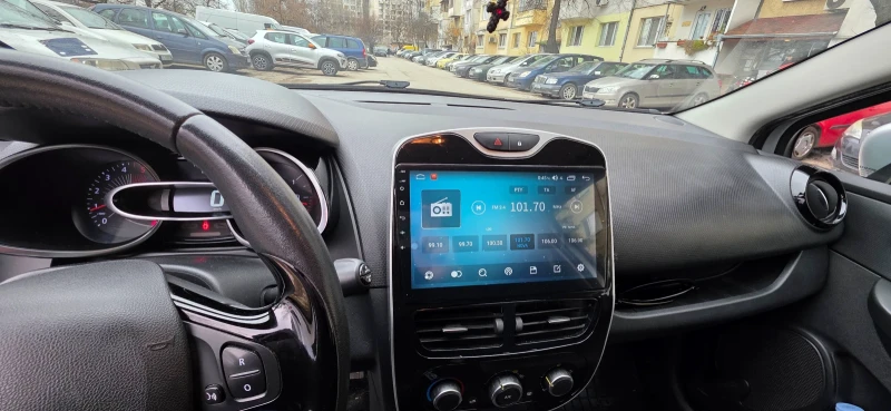 Renault Clio IV, снимка 7 - Автомобили и джипове - 53476579