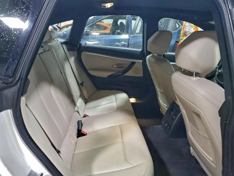 BMW 328 2.0L 4 All wheel drive, снимка 3 - Автомобили и джипове - 52799992