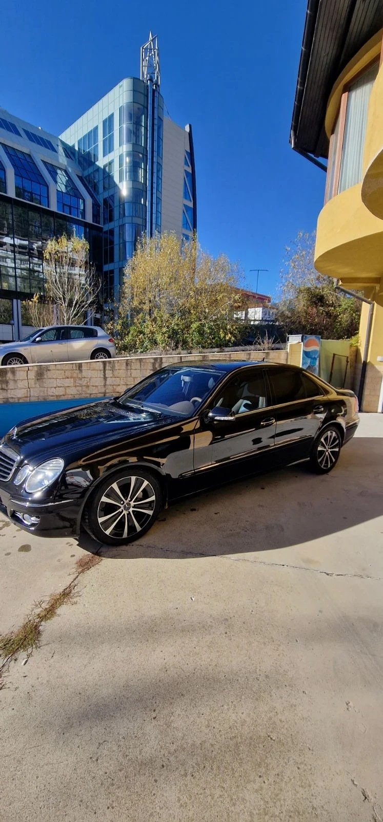 Mercedes-Benz E 320, снимка 2 - Автомобили и джипове - 54058248