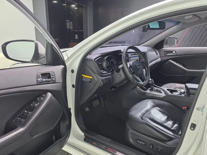 Kia K5 Hybrid Prestige, снимка 10 - Автомобили и джипове - 55921762