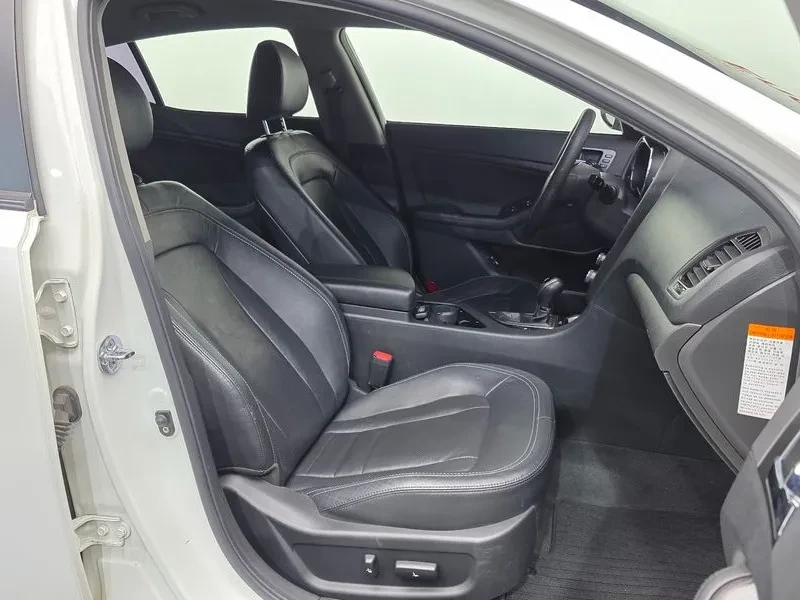 Kia K5 Hybrid Prestige, снимка 11 - Автомобили и джипове - 55921762