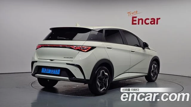BYD Dolphin, снимка 2 - Автомобили и джипове - 56281902