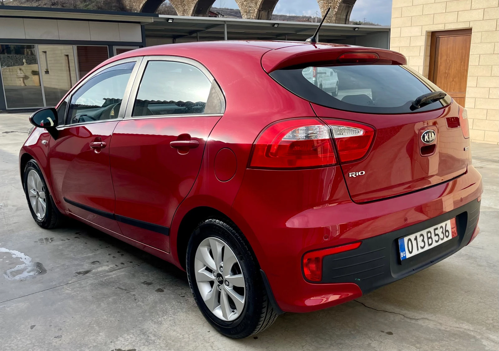 Kia Rio 1.1 CRDI Euro6 Service Book  - изображение 3