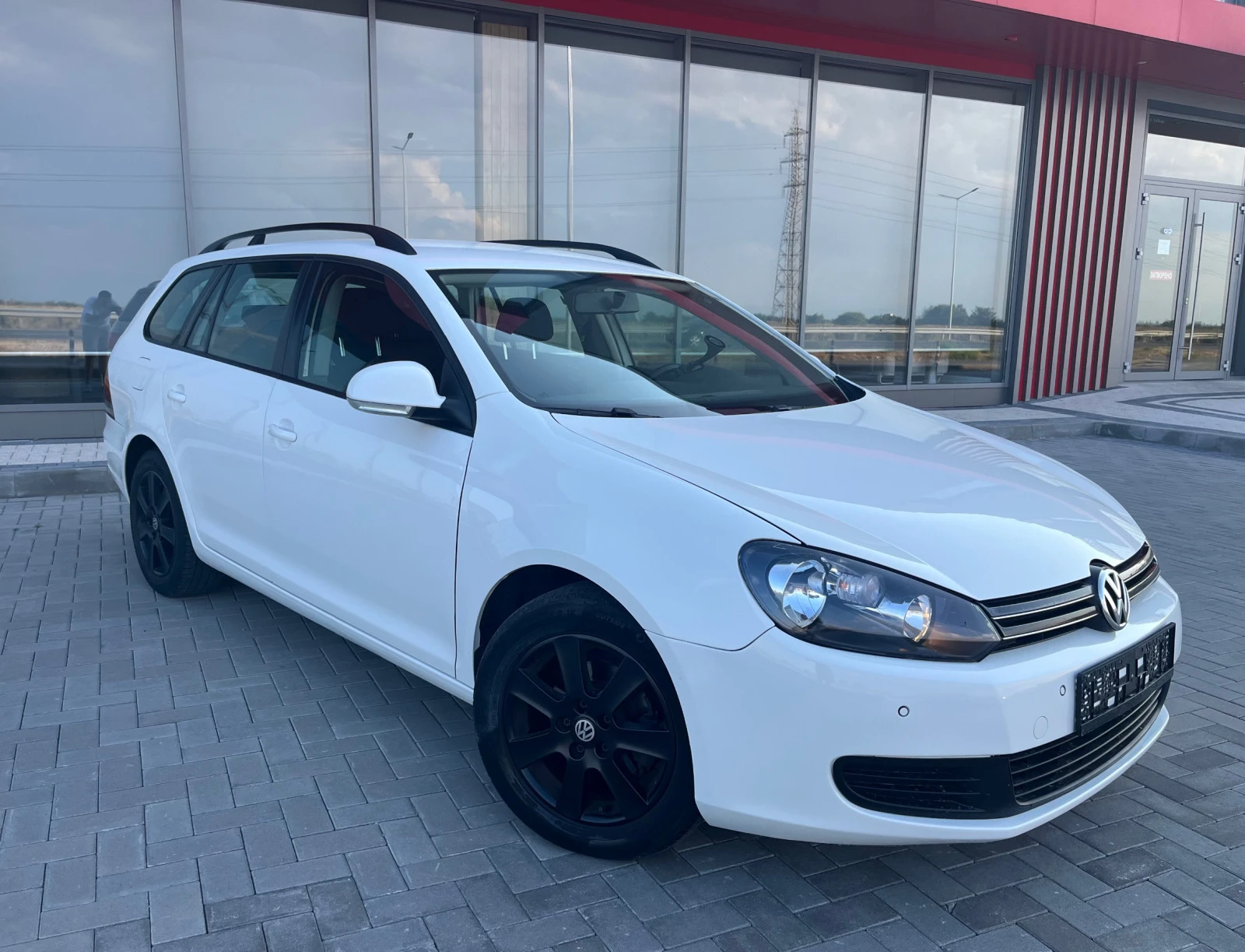 VW Golf 1.6TDI автоматик - изображение 3