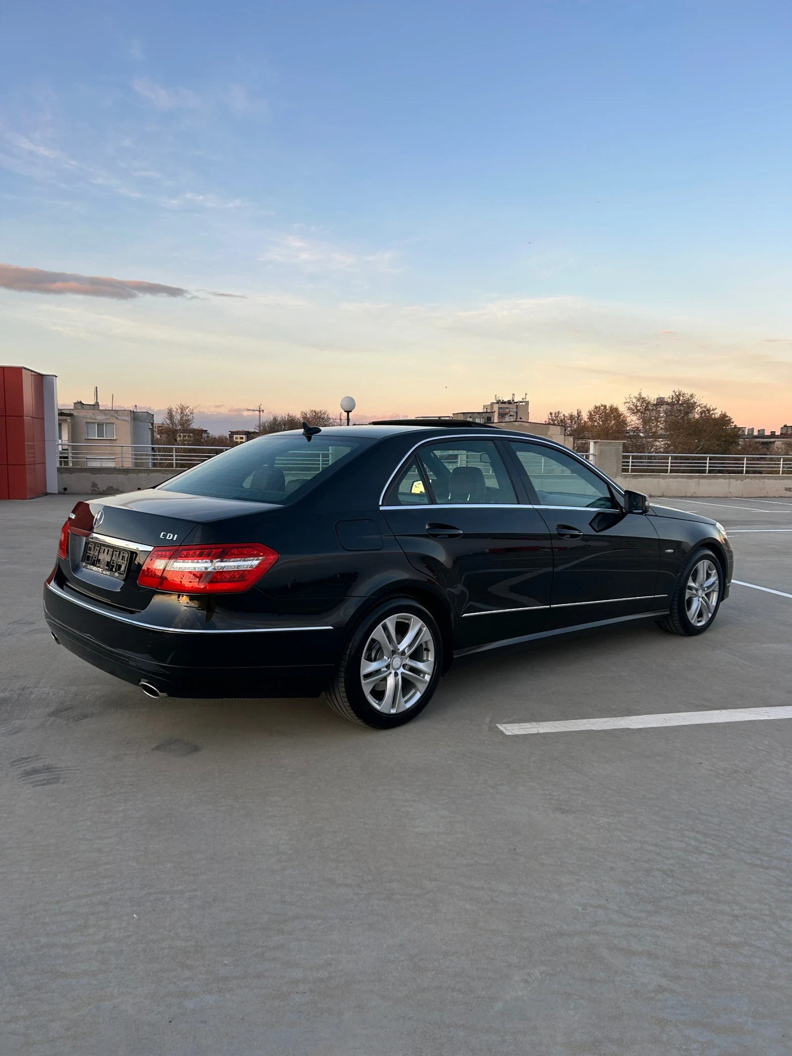 Mercedes-Benz E 350 CDI // DISTRONIC // AVANTGARDE - изображение 3