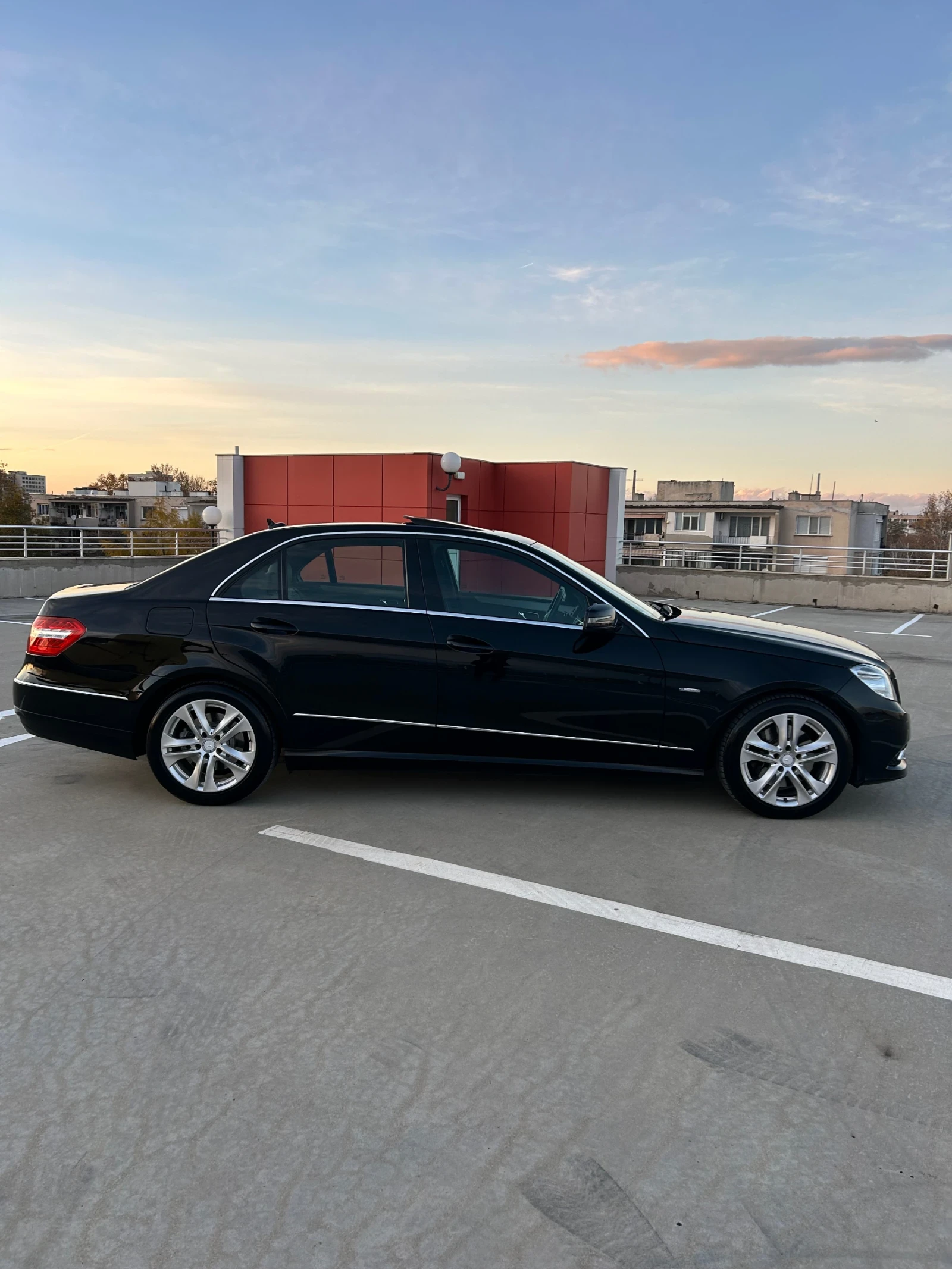 Mercedes-Benz E 350 CDI // DISTRONIC // AVANTGARDE - изображение 2