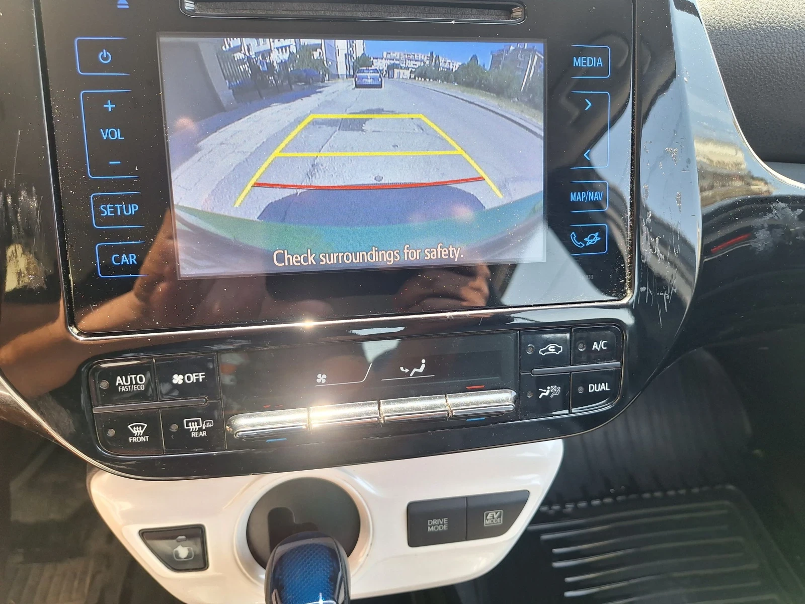Toyota Prius 1.8 hybrid  - изображение 7