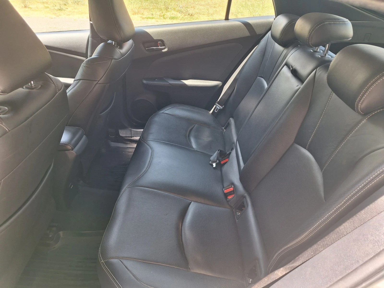 Toyota Prius 1.8 hybrid  - изображение 5