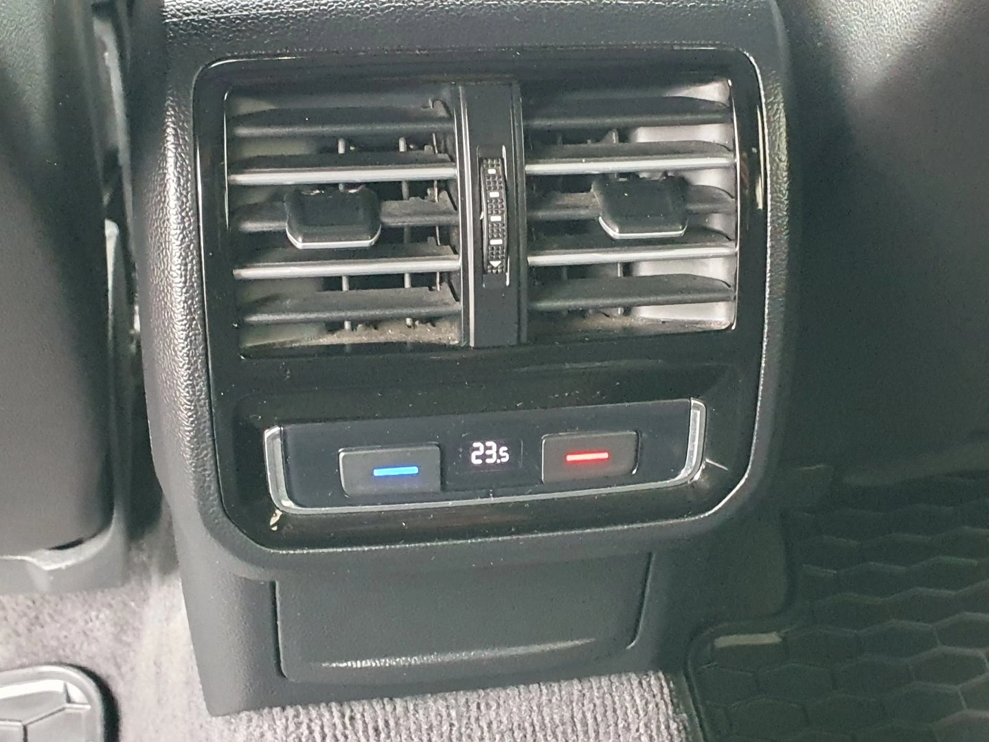 VW Passat 2.0TDI BMT 4MOTION | Mobile.bg � ����������� 12