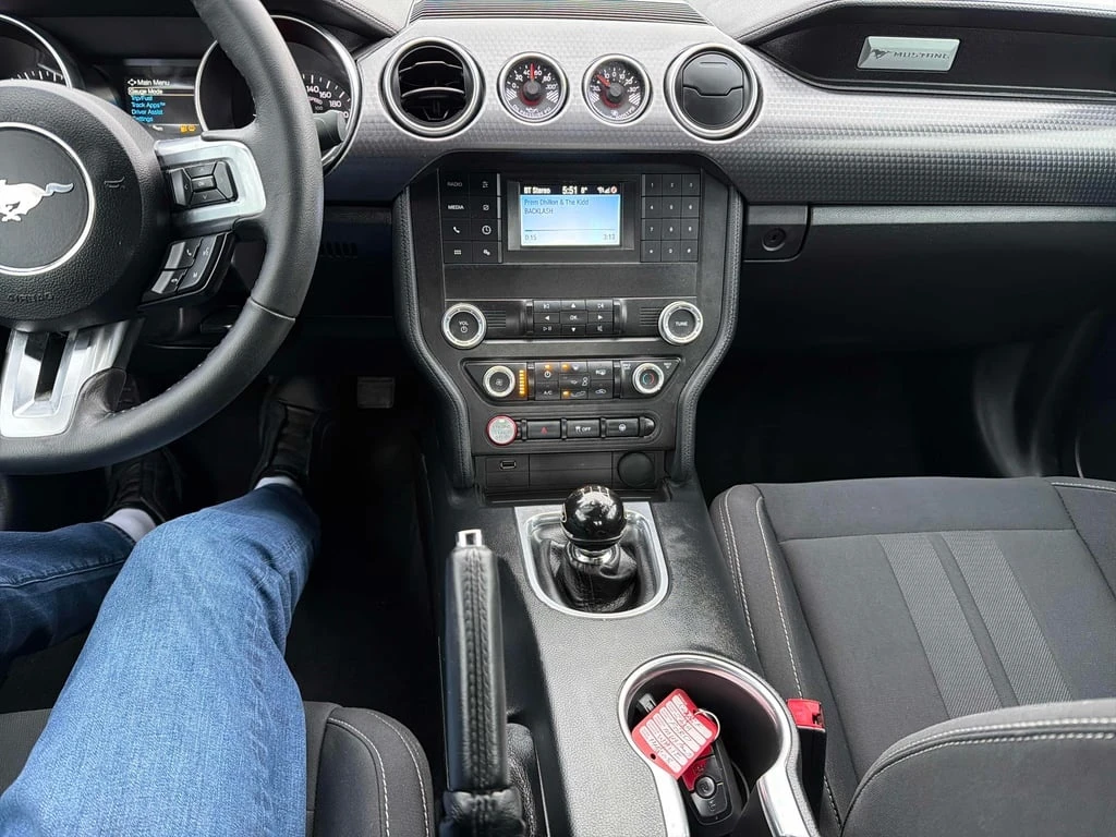 Ford Mustang * EcoBoost * CARFAX * БЕЗ ПЪРВОНАЧАЛНА ВНОСКА - изображение 9