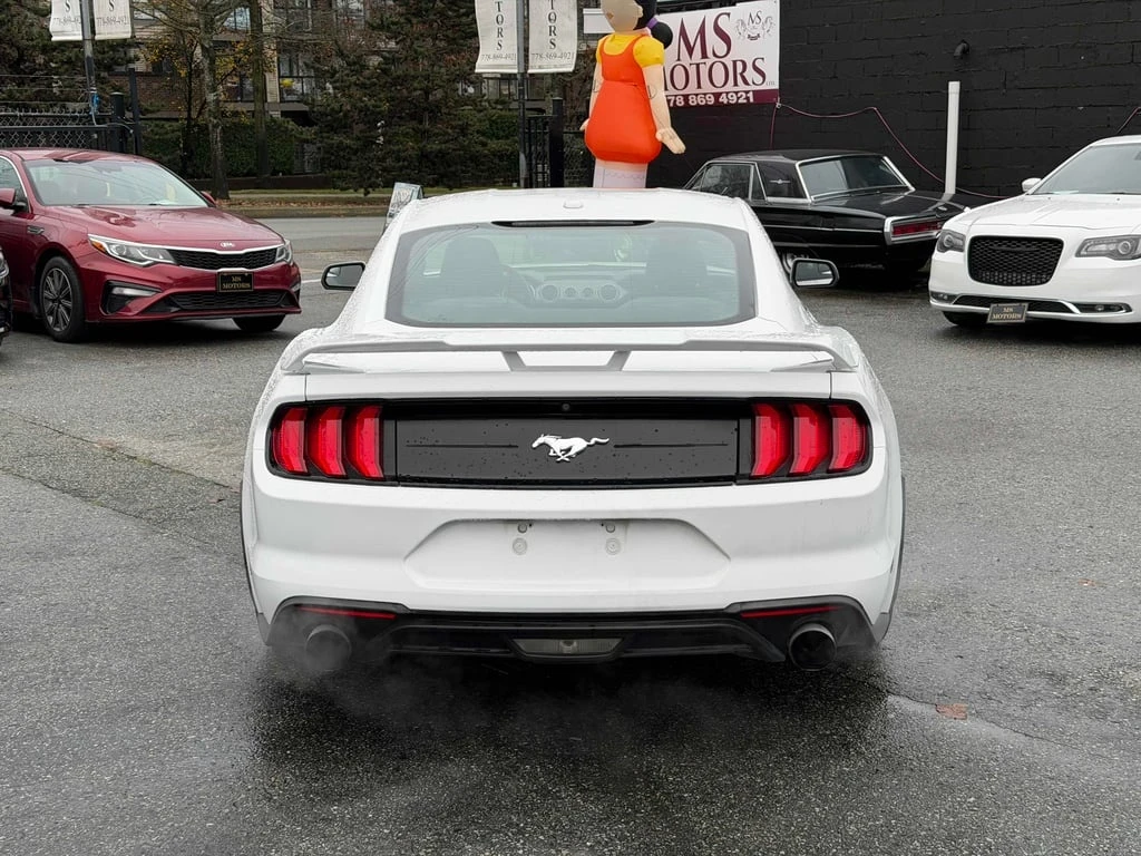 Ford Mustang * EcoBoost * CARFAX * БЕЗ ПЪРВОНАЧАЛНА ВНОСКА - изображение 4