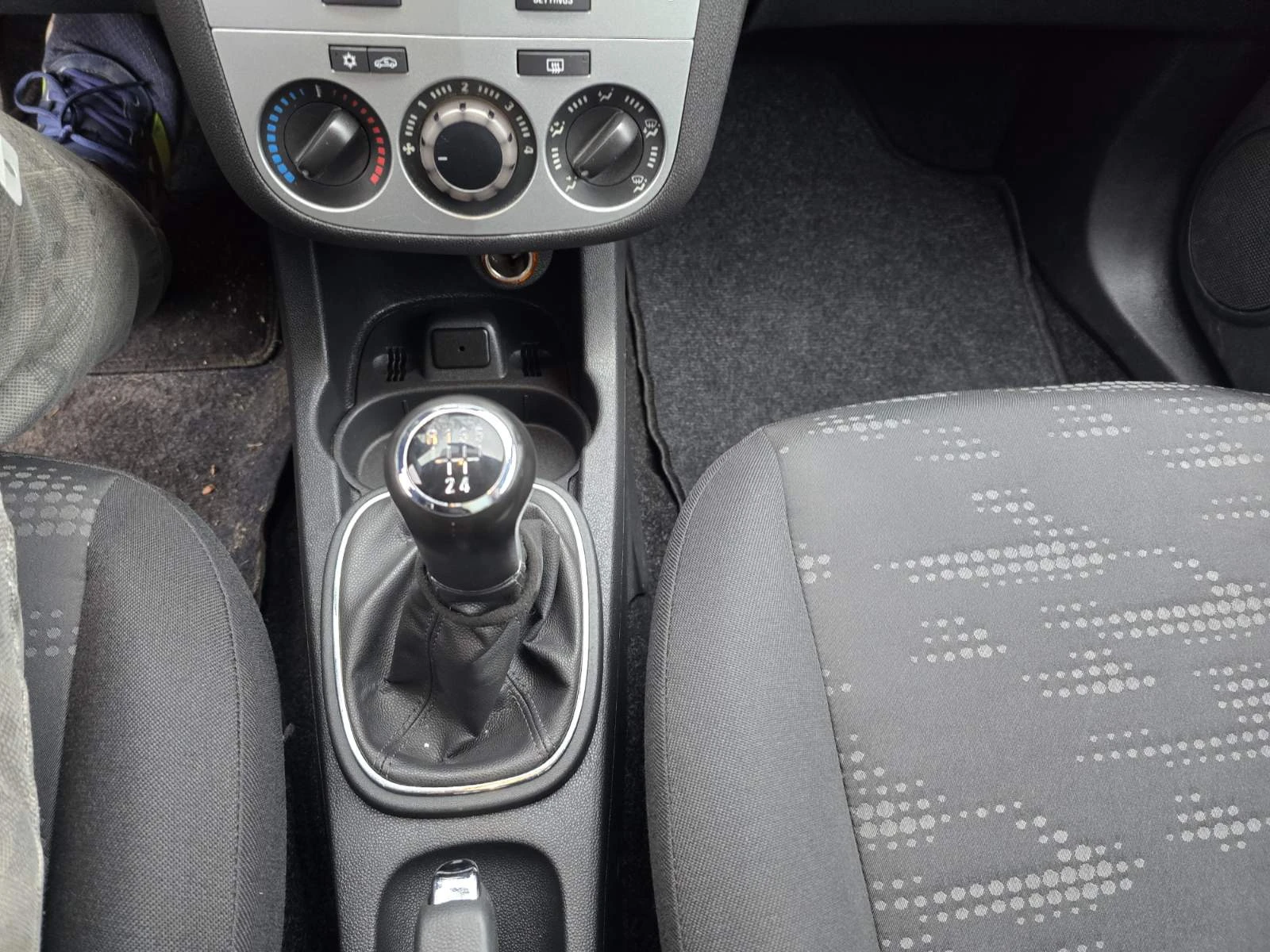 Opel Corsa ������� ����� ����/1.2i | Mobile.bg � ����������� 11