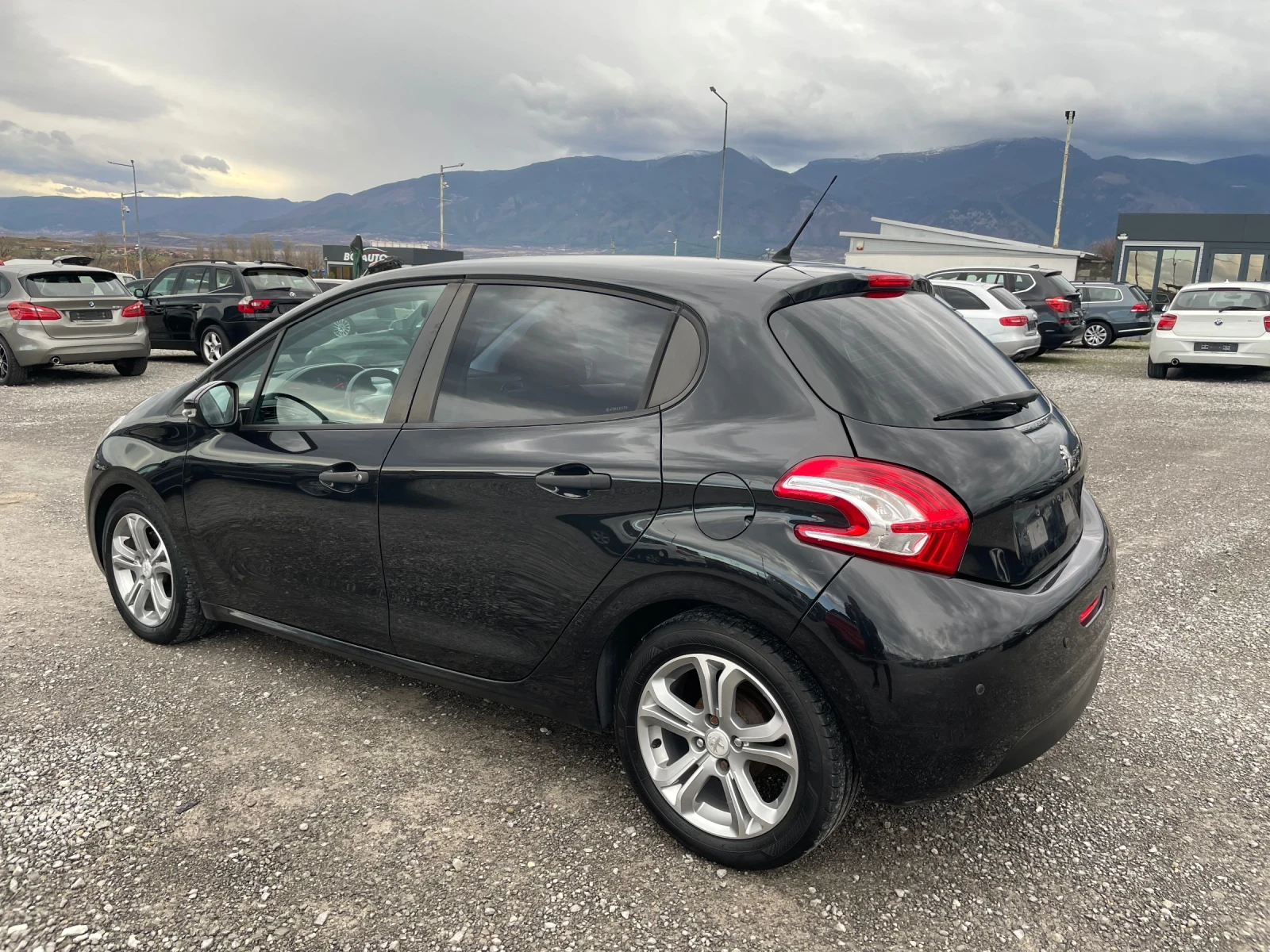 Peugeot 208 1.4HDI NAVI | Mobile.bg � ����������� 5