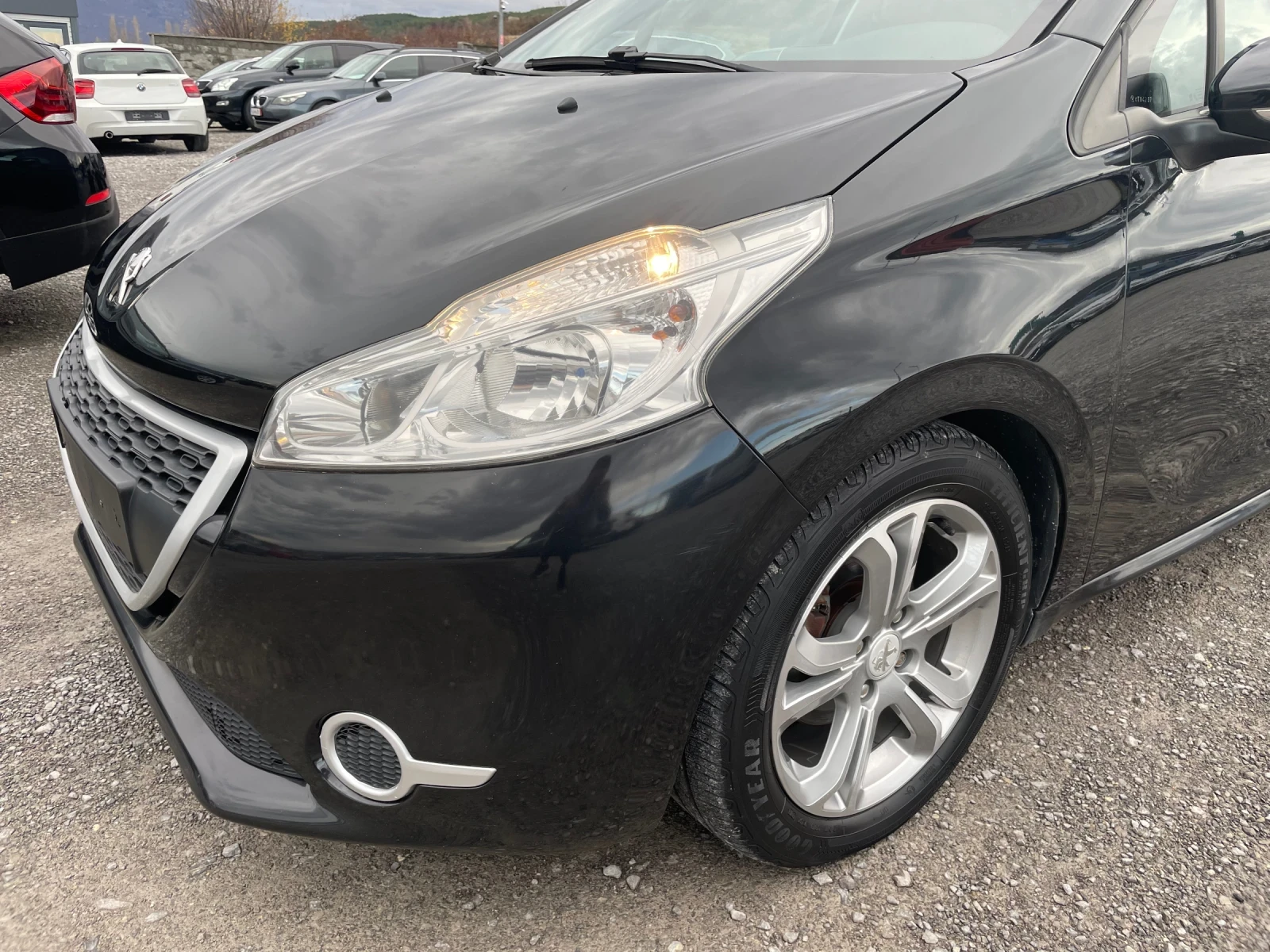 Peugeot 208 1.4HDI NAVI | Mobile.bg � ����������� 13