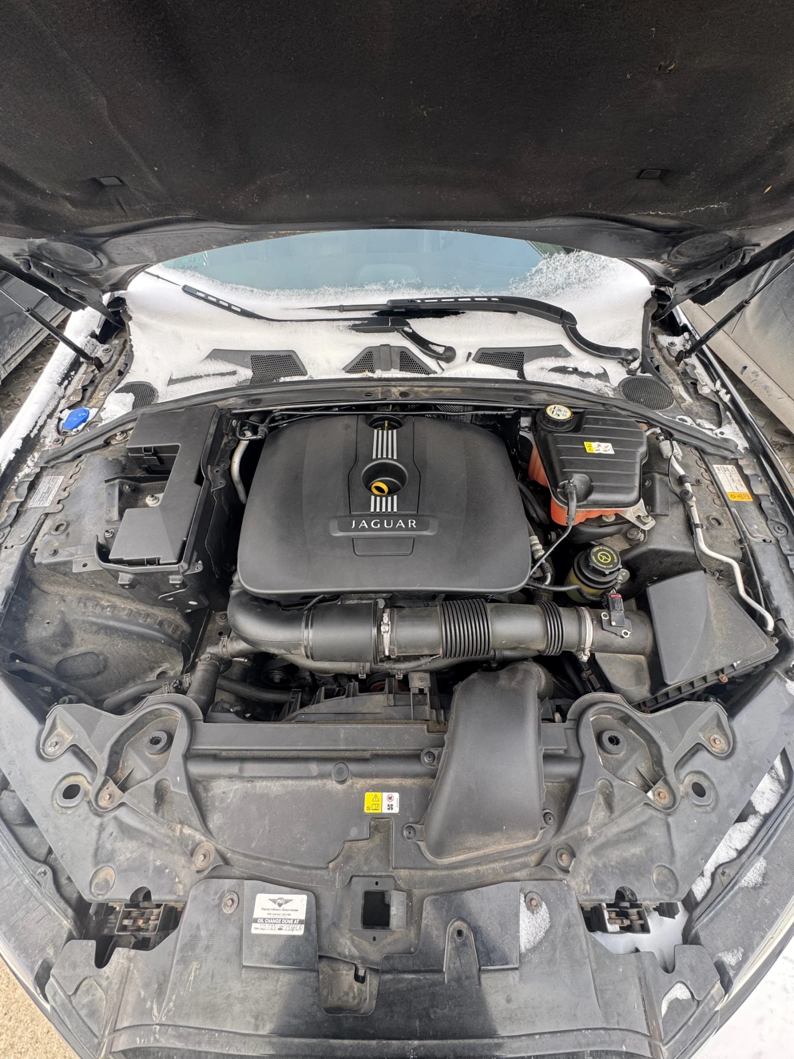 Jaguar Xf 2.0T, снимка 13 - Автомобили и джипове - 54477275