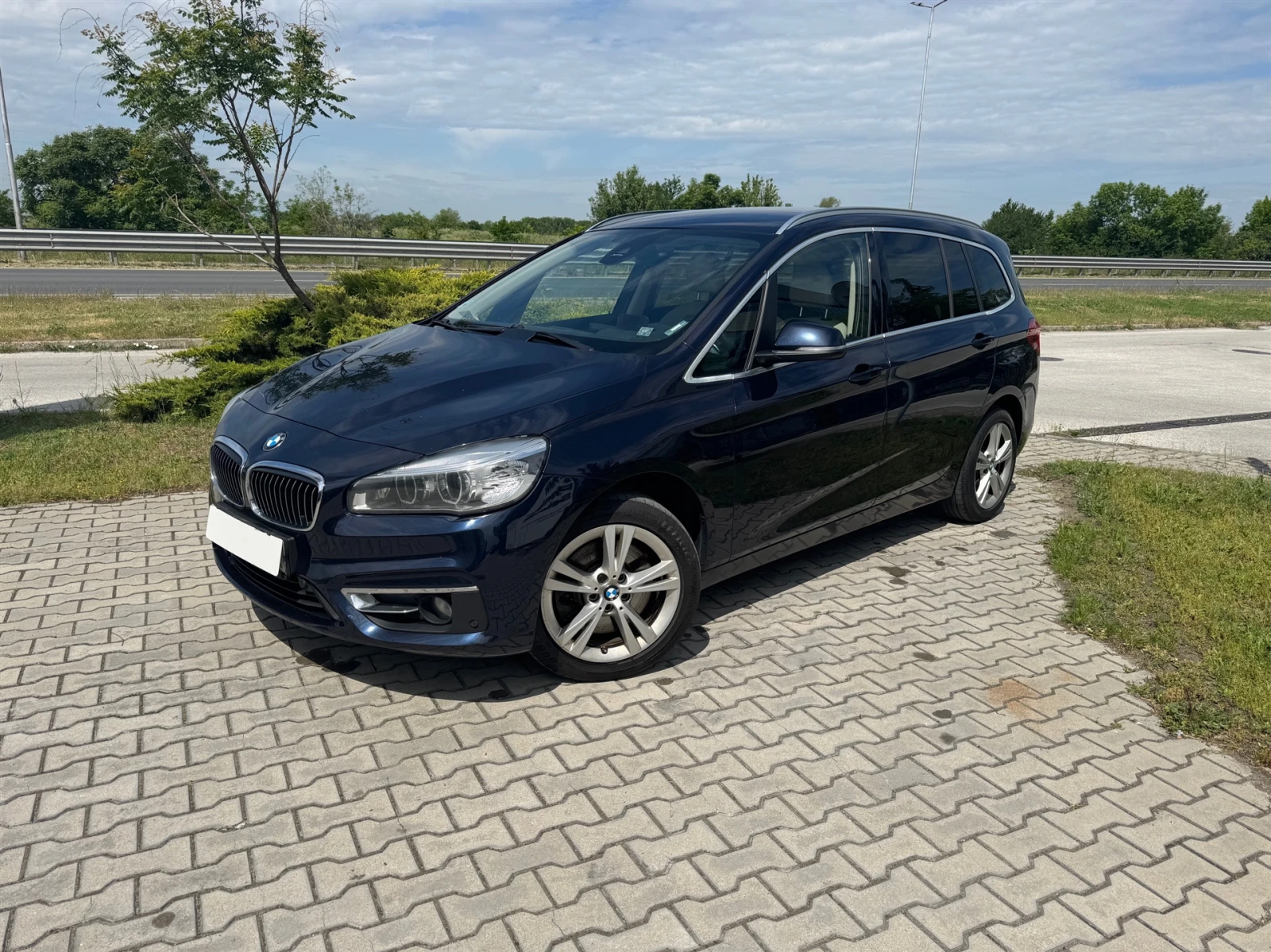 BMW 220 d xDrive Gran Tourer | Auto.bg — изображение 1