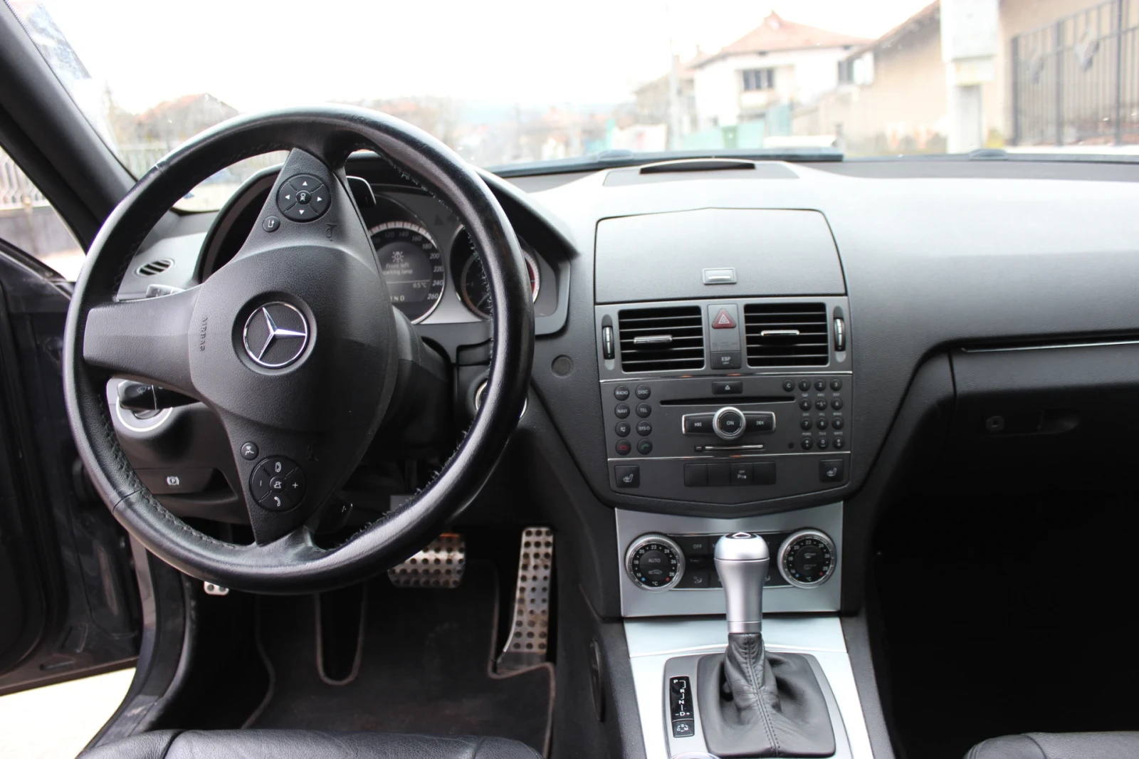 Mercedes-Benz C 350, снимка 6 - Автомобили и джипове - 53965713