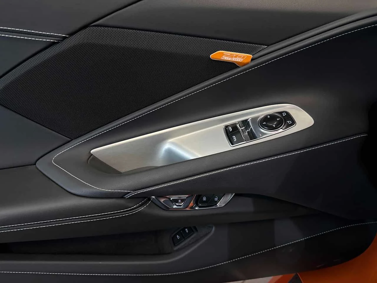 Chevrolet Corvette * 2dr Stingray Cpe w/1LT , снимка 16 - Автомобили и джипове - 53977579