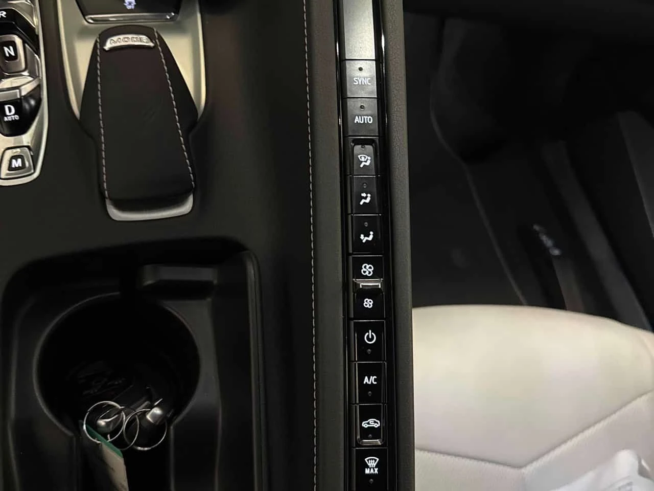 Chevrolet Corvette * 2dr Stingray Cpe w/1LT , снимка 13 - Автомобили и джипове - 53977579