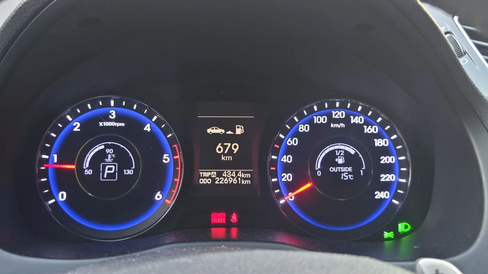 Hyundai I40 1.7 crdi, снимка 11 - Автомобили и джипове - 54023089