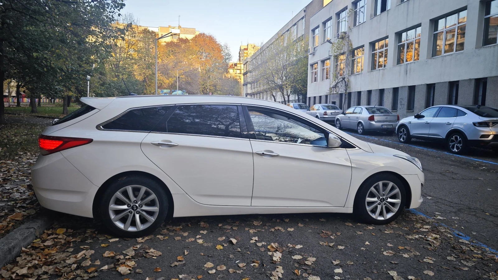Hyundai I40 1.7 crdi, снимка 2 - Автомобили и джипове - 54023089