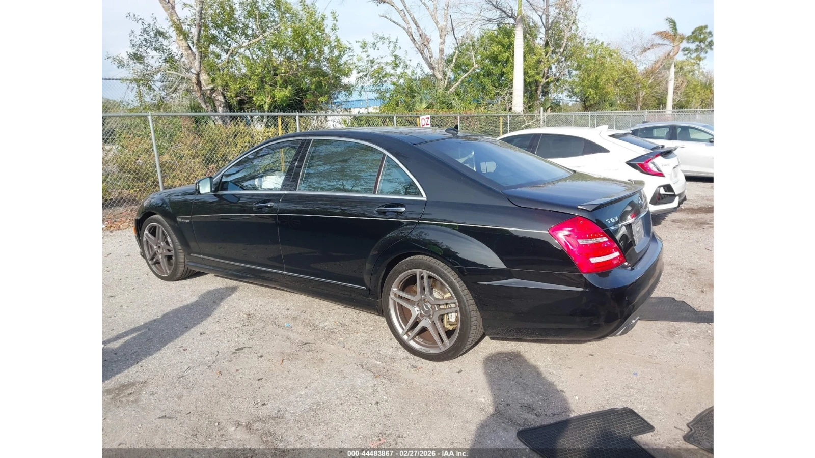 Mercedes-Benz S 63 AMG * ОБДУХВАНЕ* 360* КАМЕРИ* ПАНО* , снимка 5 - Автомобили и джипове - 54150544