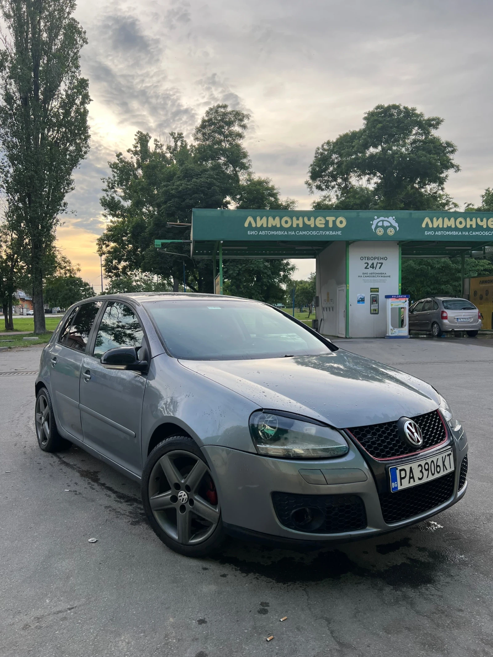 VW Golf