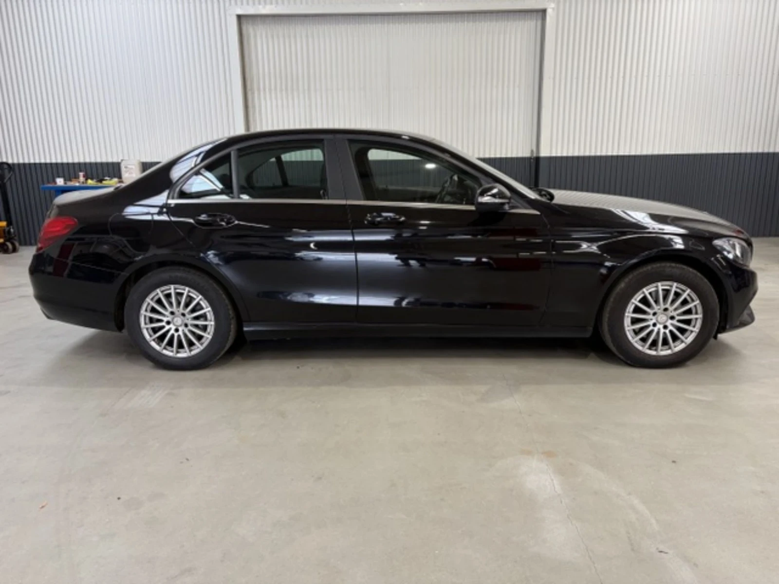 Mercedes-Benz C 220 d | 170hp | 7G-Tronic | Пълна сервизна история , снимка 8 - Автомобили и джипове - 54857075
