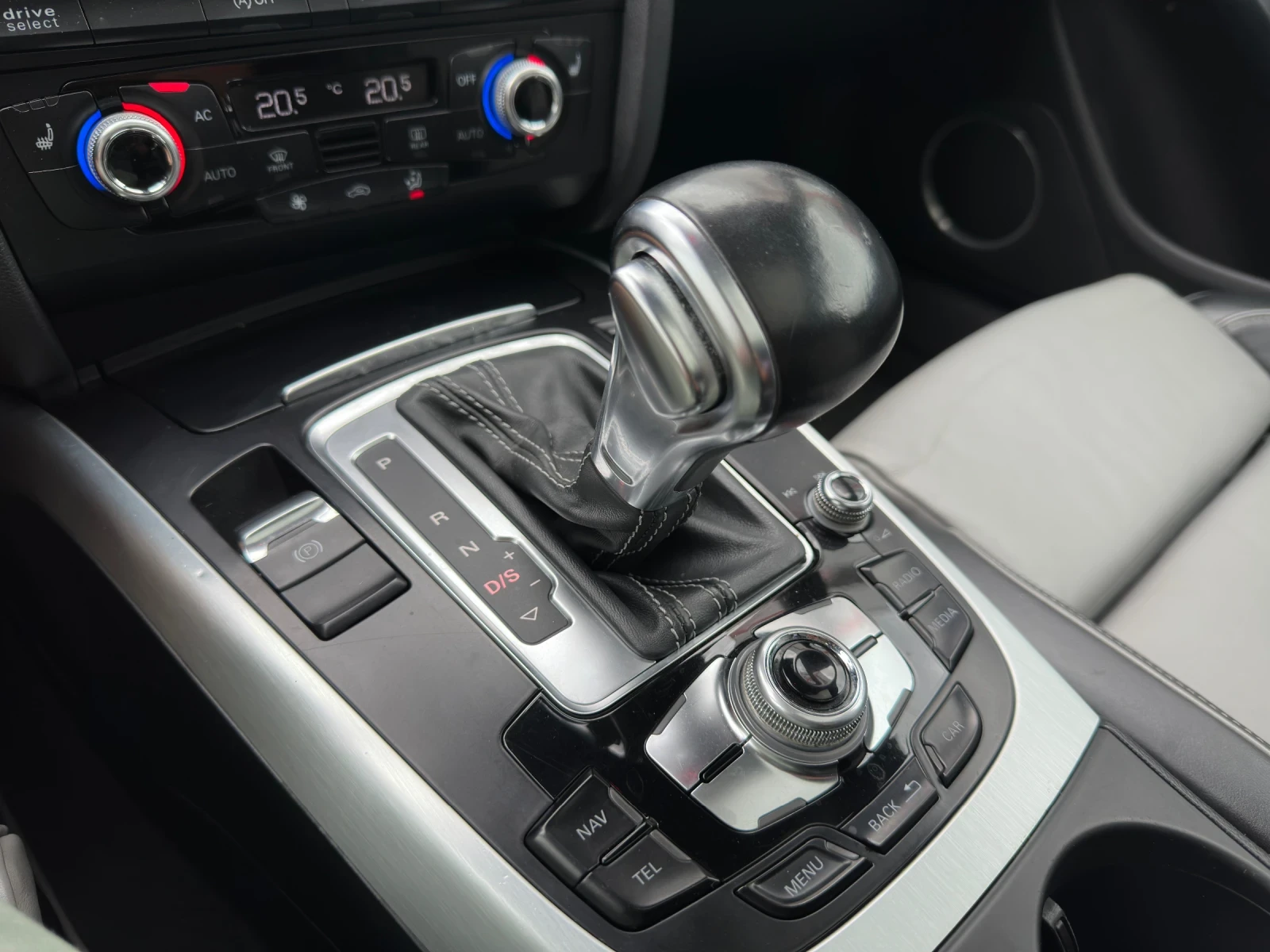 Audi A5 3.0TDI QUATTRO 3хS-Line* Подгрев, снимка 11 - Автомобили и джипове - 54882673