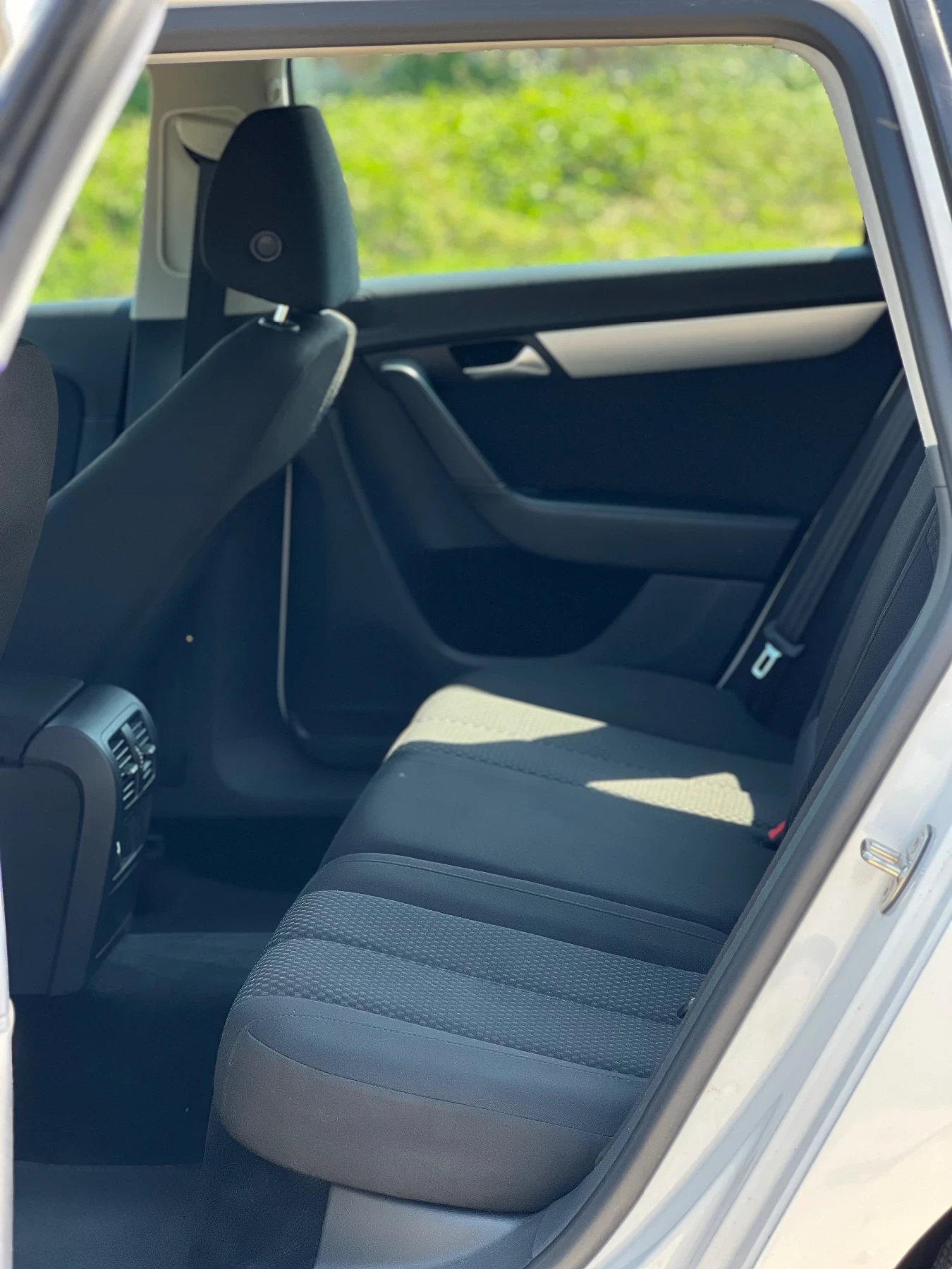 VW Passat 1.6 TDI B7 BLUEMOTION | Mobile.bg � ����������� 9