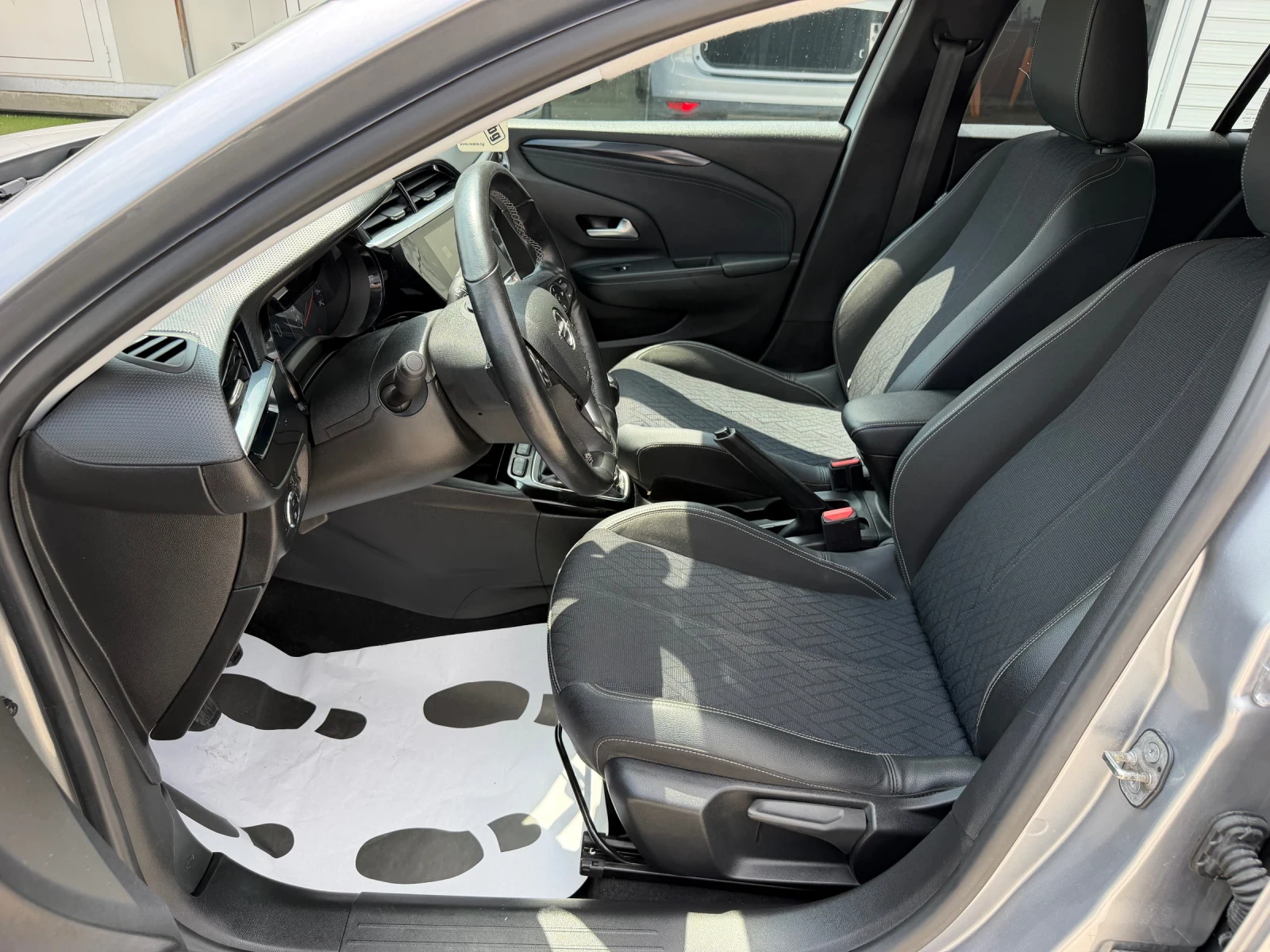 Opel Corsa 1.5d/100hp/NAVI/COSMO/, снимка 8 - Автомобили и джипове - 55335426