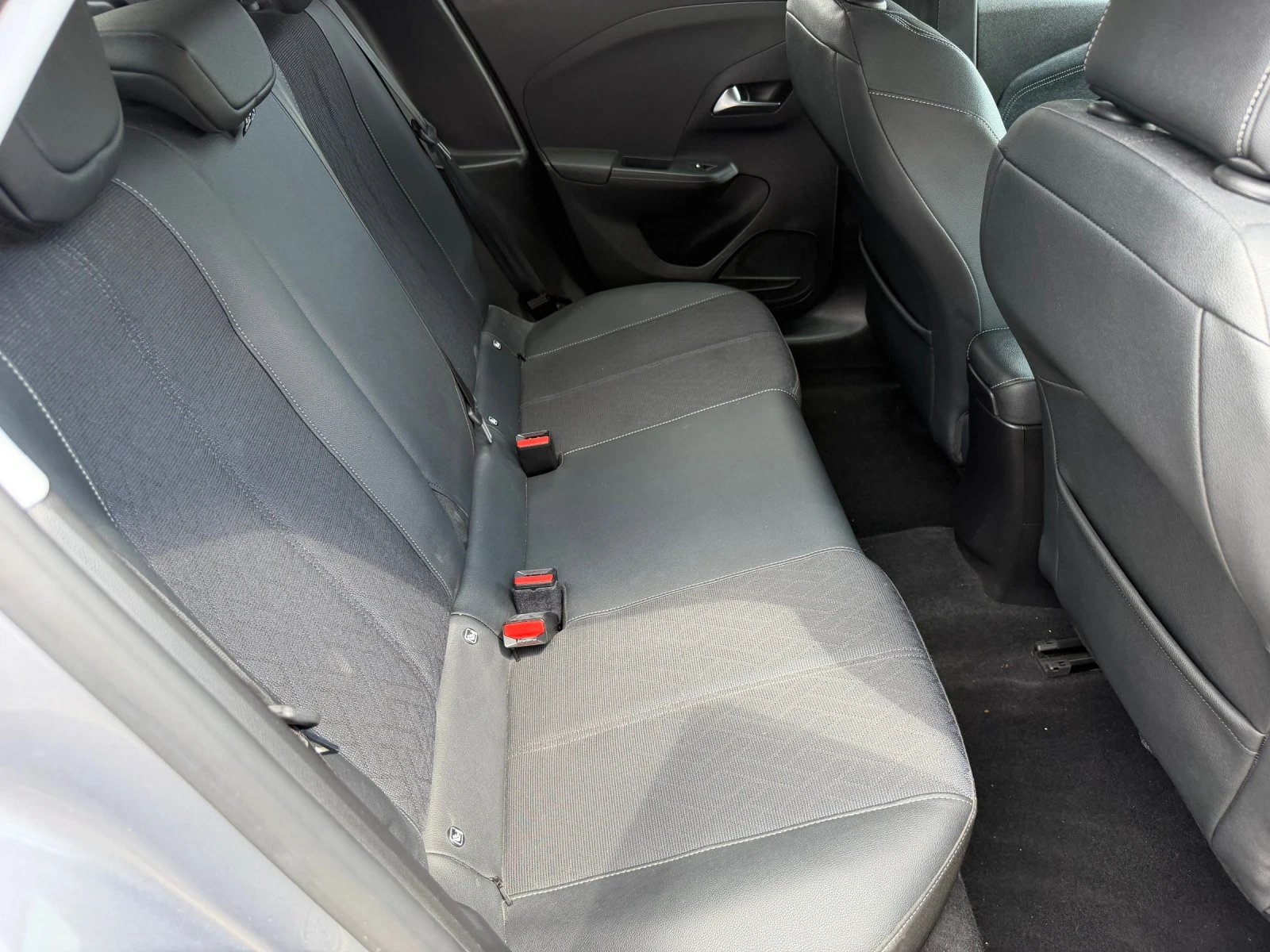 Opel Corsa 1.5d/100hp/NAVI/COSMO/, снимка 13 - Автомобили и джипове - 55335426