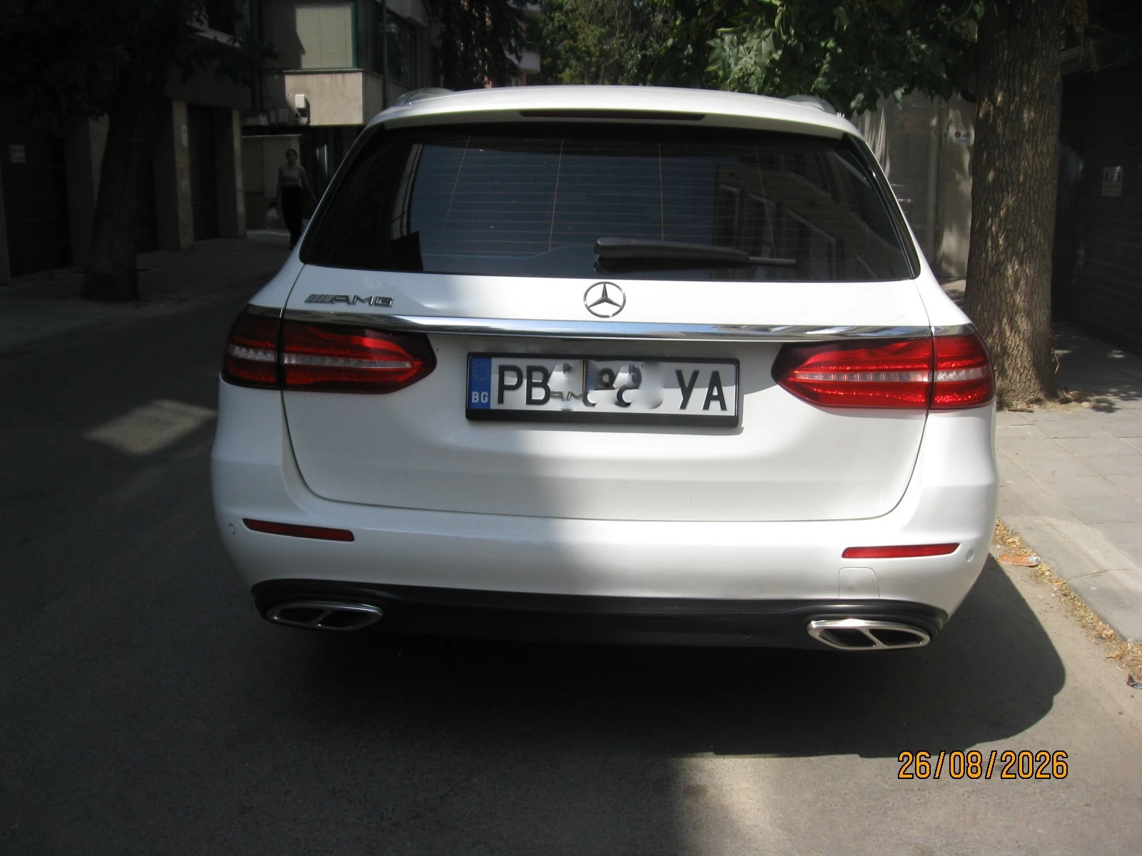 Mercedes-Benz E 220 9G AMG, снимка 2 - Автомобили и джипове - 55504727