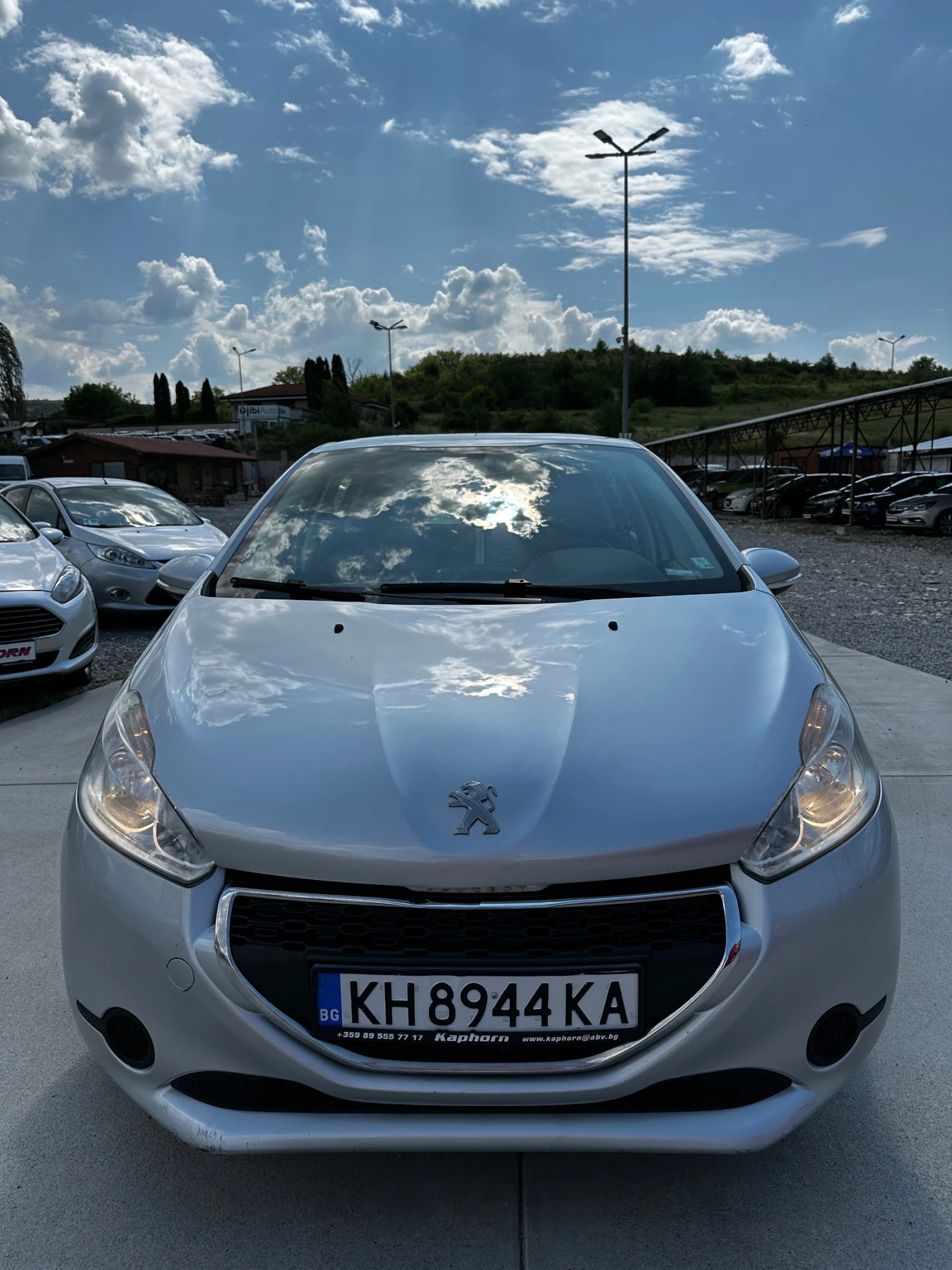 Peugeot 208 1.4HDI , снимка 2 - Автомобили и джипове - 55509165