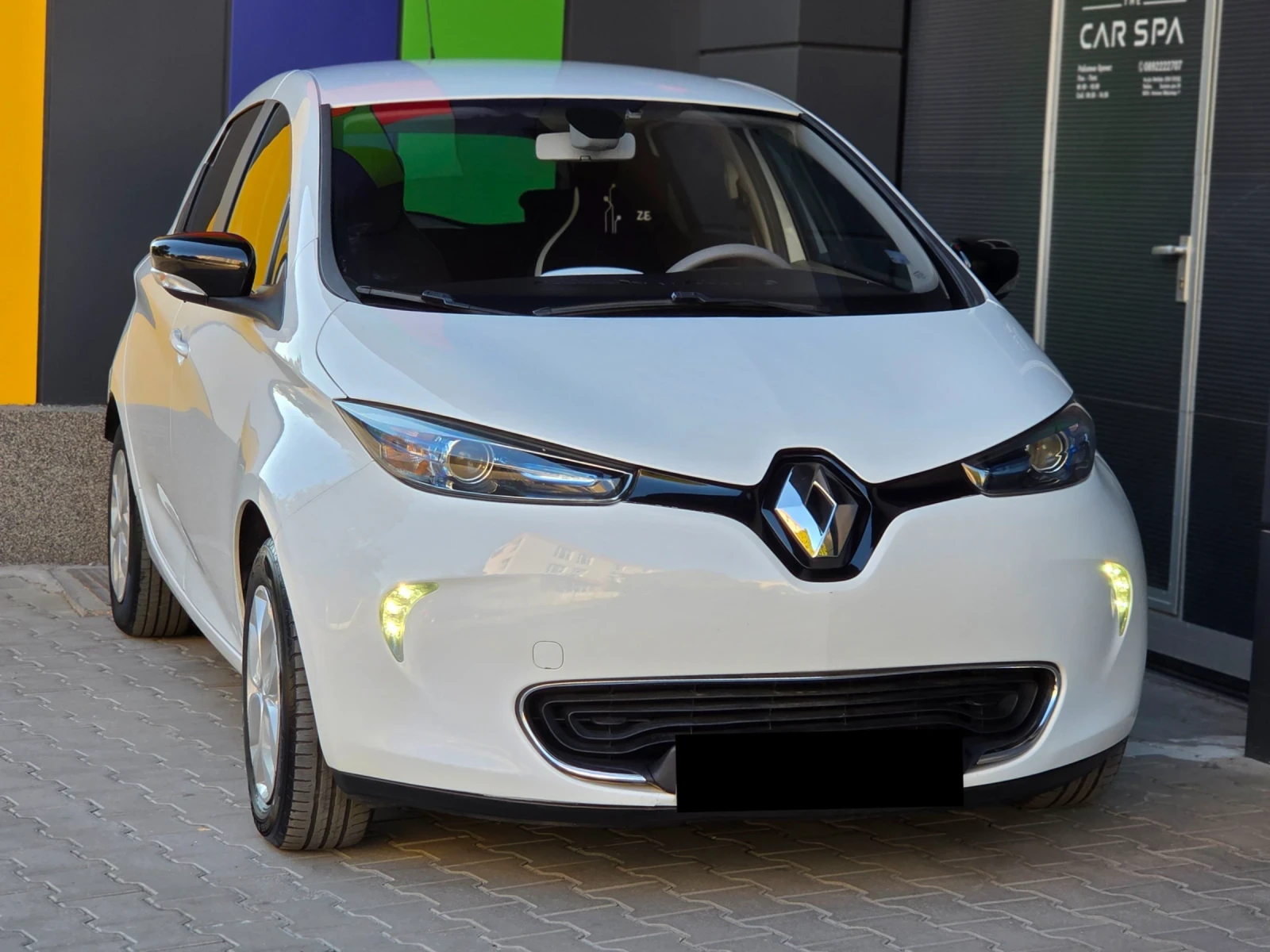 Renault Zoe R240 22 kWh * Термопомпа * Собствена батерия
