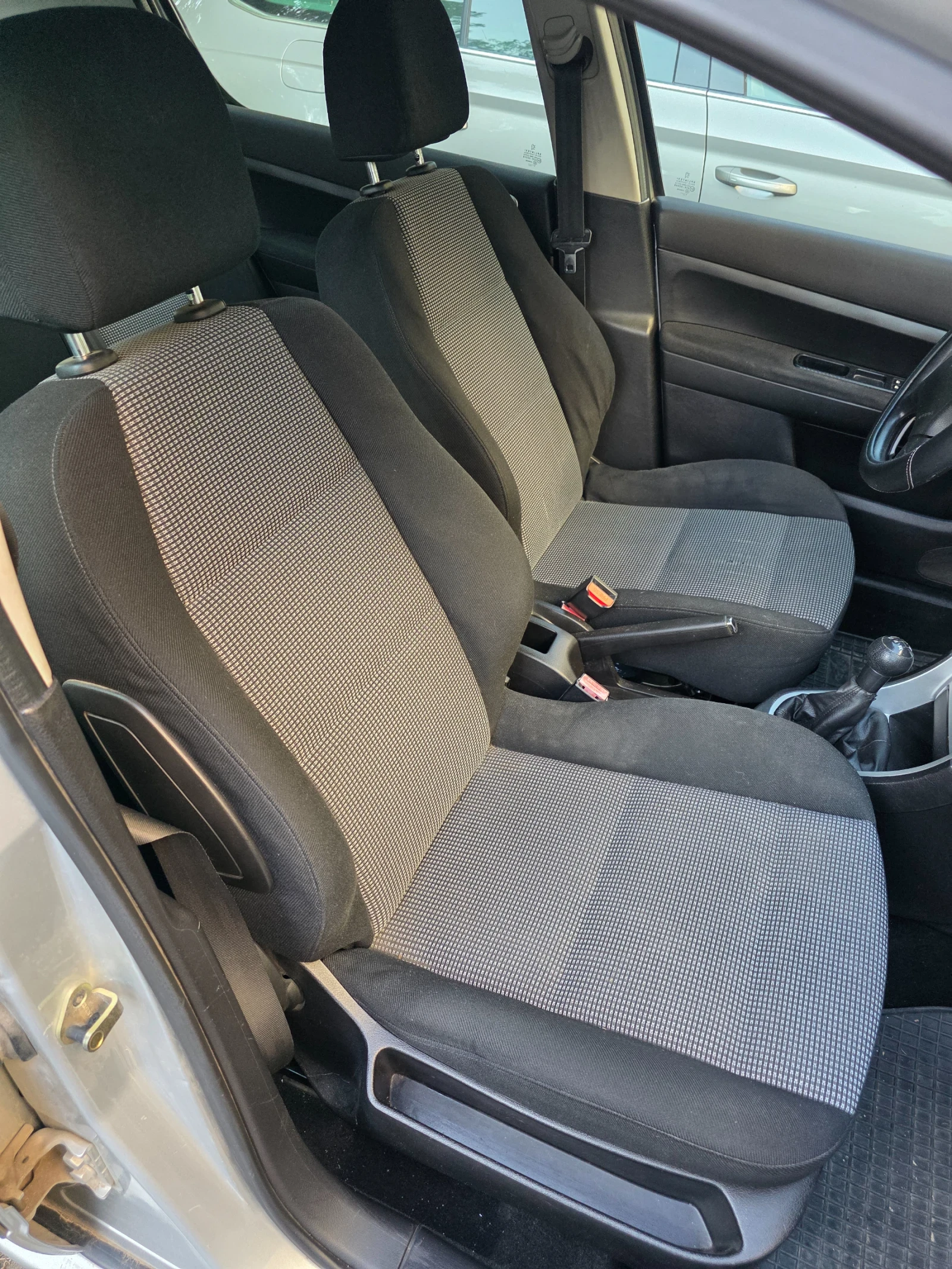Peugeot 307, снимка 9 - Автомобили и джипове - 56643943