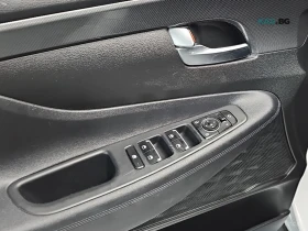 Hyundai Santa fe 2.2 DIESEL* PREMIUM* MULTIMEDIA* PANO* ОБДУХВ* , снимка 16