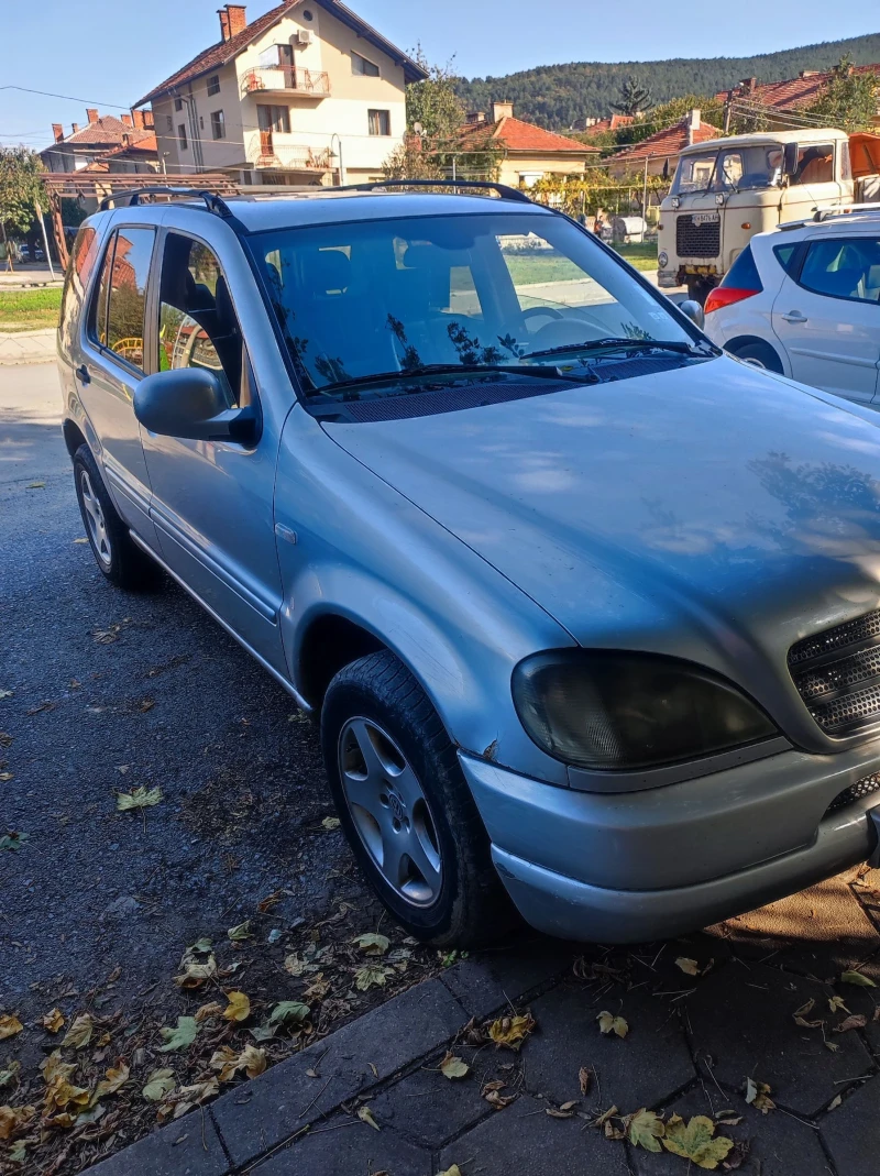 Mercedes-Benz ML 270 CDI, снимка 3 - Автомобили и джипове - 47771225