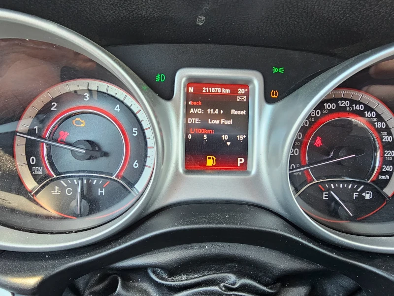 Fiat Freemont, снимка 4 - Автомобили и джипове - 52120456