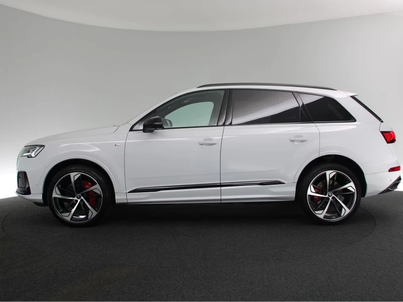 Audi Q7 50 TDI quattro competition plus AHK, снимка 3 - Автомобили и джипове - 52062660