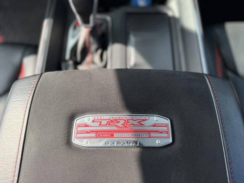 Dodge RAM 1500 TRX CREW CAB 6.2L HEMI V8 SRT Supercharged, снимка 16 - Автомобили и джипове - 52065393