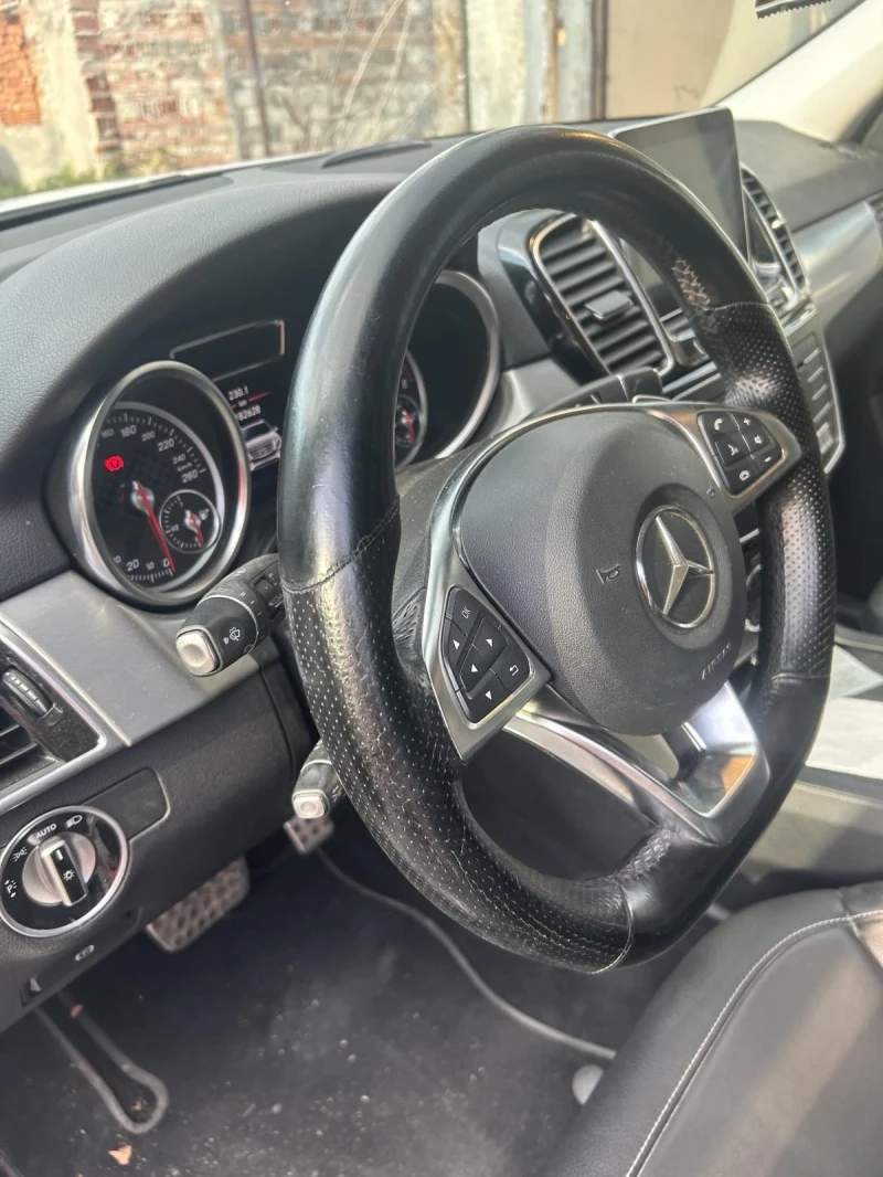 Mercedes-Benz GLE 350, снимка 7 - Автомобили и джипове - 52658462