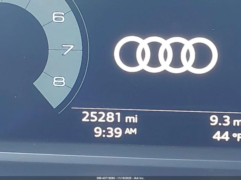 Audi Q3 2.0L I-4 DI, DOHC, VVT, TURBO, 184HP All Wheel, снимка 8 - Автомобили и джипове - 53052535