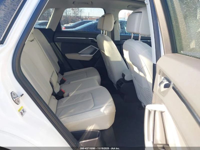 Audi Q3 2.0L I-4 DI, DOHC, VVT, TURBO, 184HP All Wheel, снимка 14 - Автомобили и джипове - 53052535