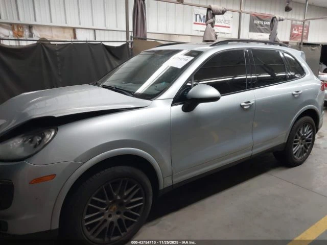Porsche Cayenne  PLATINUM EDITION, снимка 14 - Автомобили и джипове - 53271779